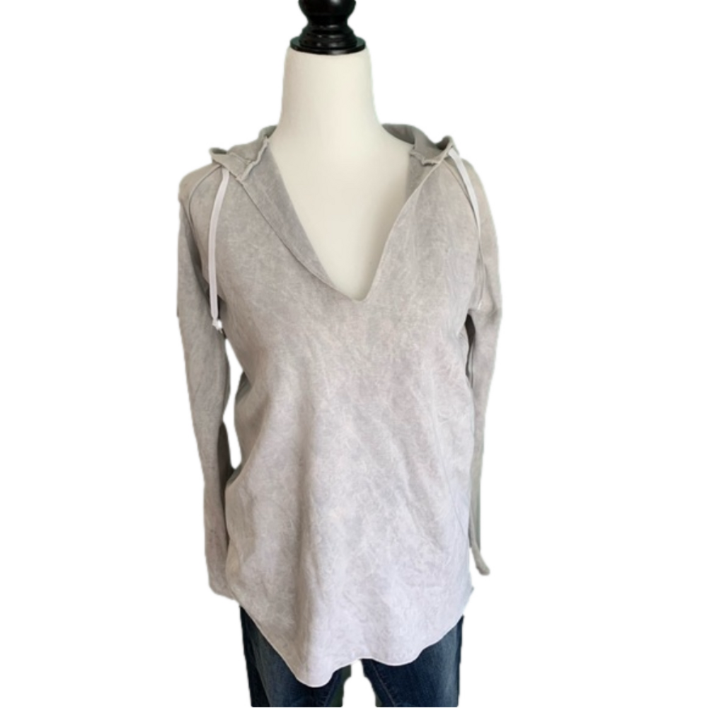 Fitigues hooded tunic